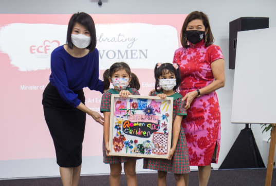 新加坡伊顿基金会“首届慈善艺术展“隆重开幕